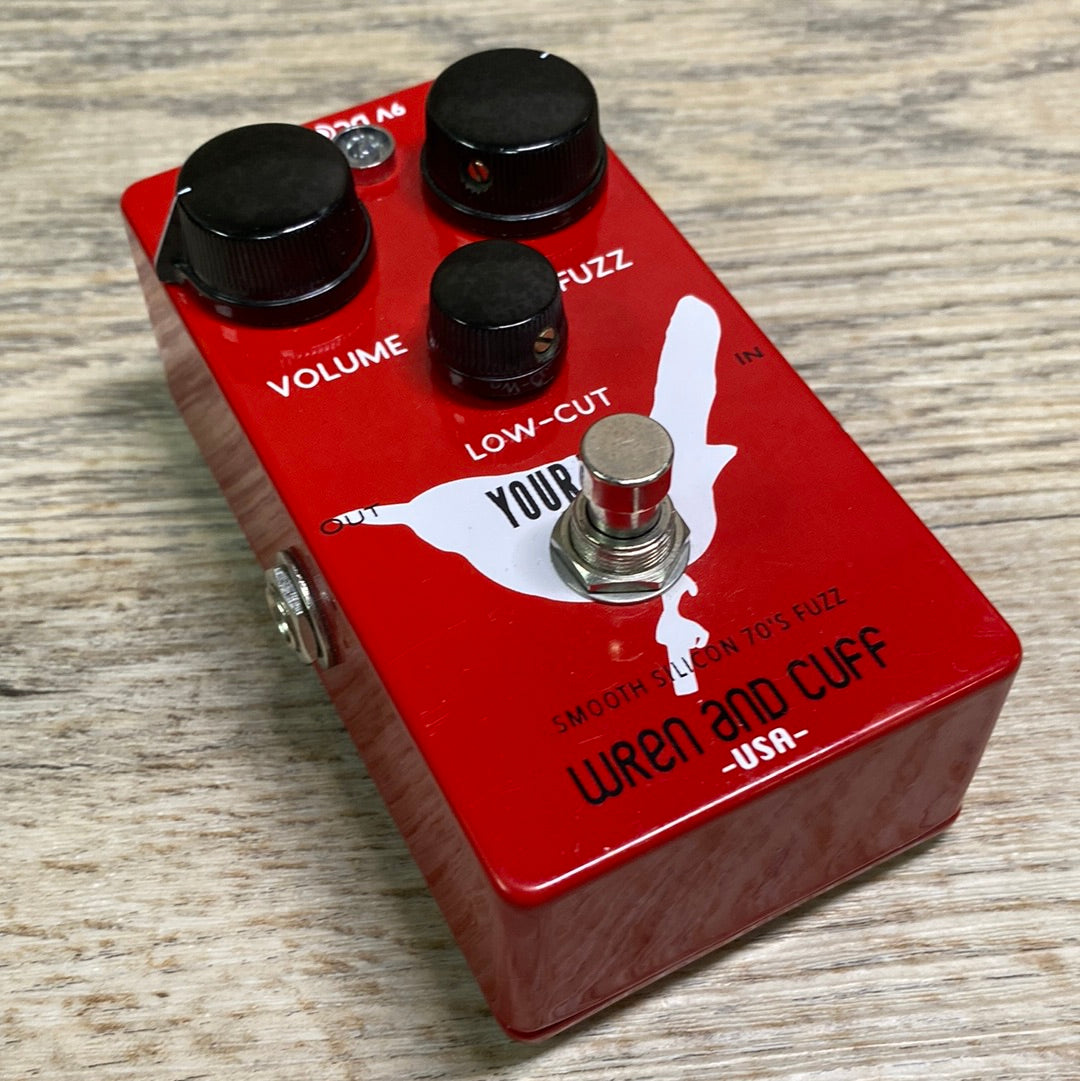 Used Wren and Cuff Your Face Red Fuzz TSU15013 – Tone Shop Guitars