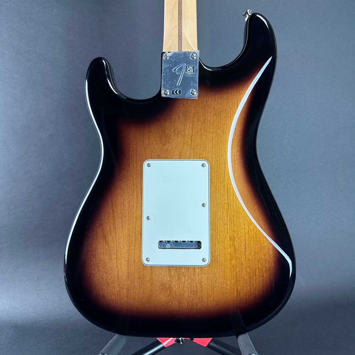 Back of Used 2024 Fender Player Stratocaster Maple 2-Tone Sunburst.