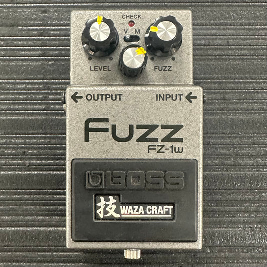 Top of Used Boss FZ-1W Fuzz Pedal w/box TSS4106