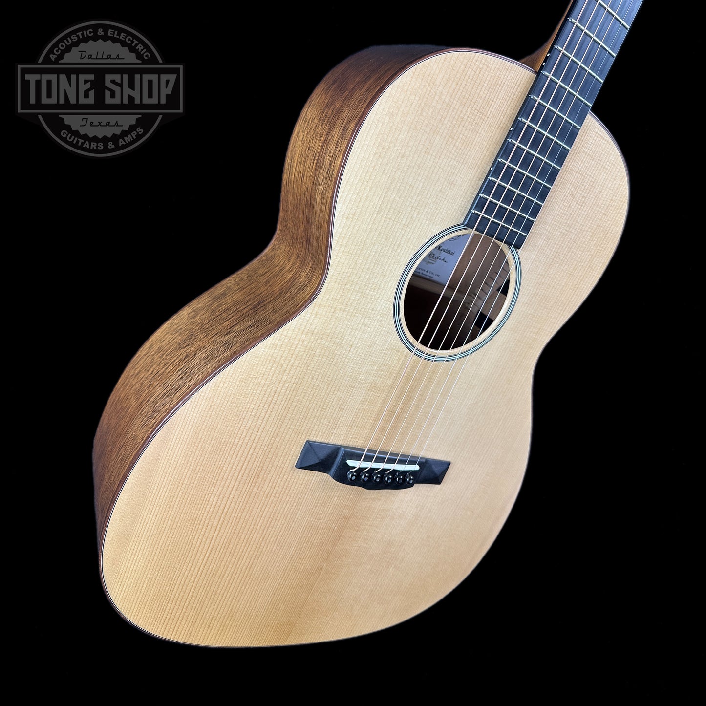 Front angle of Martin Custom Shop K-1 Major Kealakai.