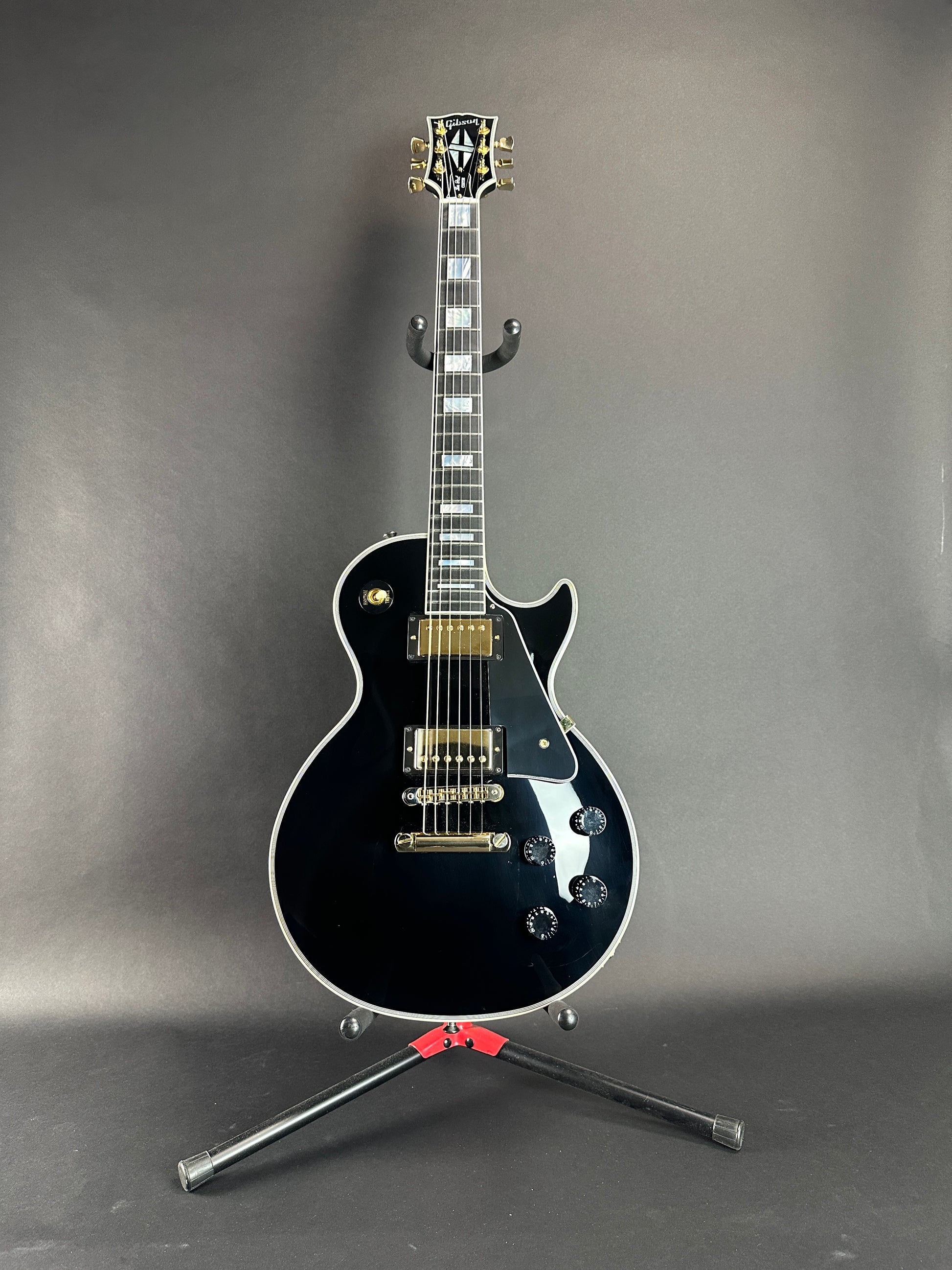 Full front of Used Gibson Les Paul Custom Ebony.