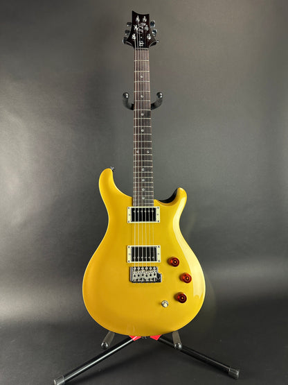 Full front of Used PRS SE DGT Gold Top.