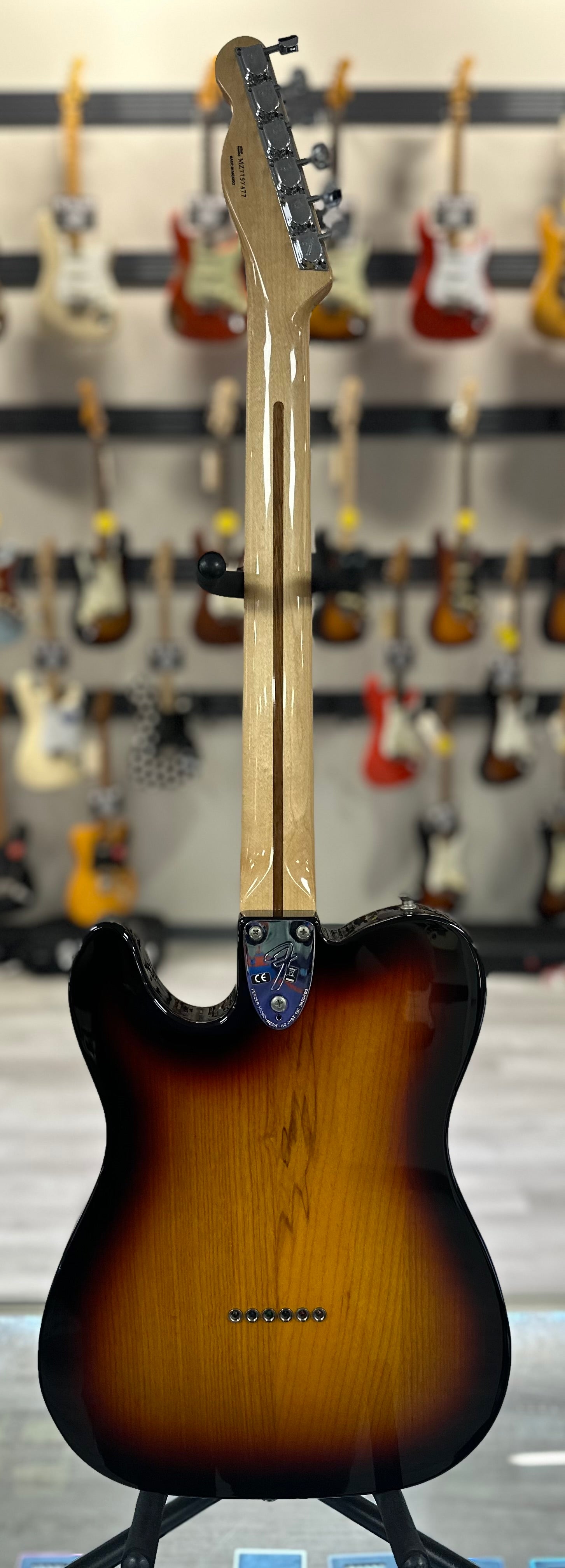 Full back of Used 2007 Fender Classic Series 70's Thinline Telecaster Sunburst w/case TSS4509