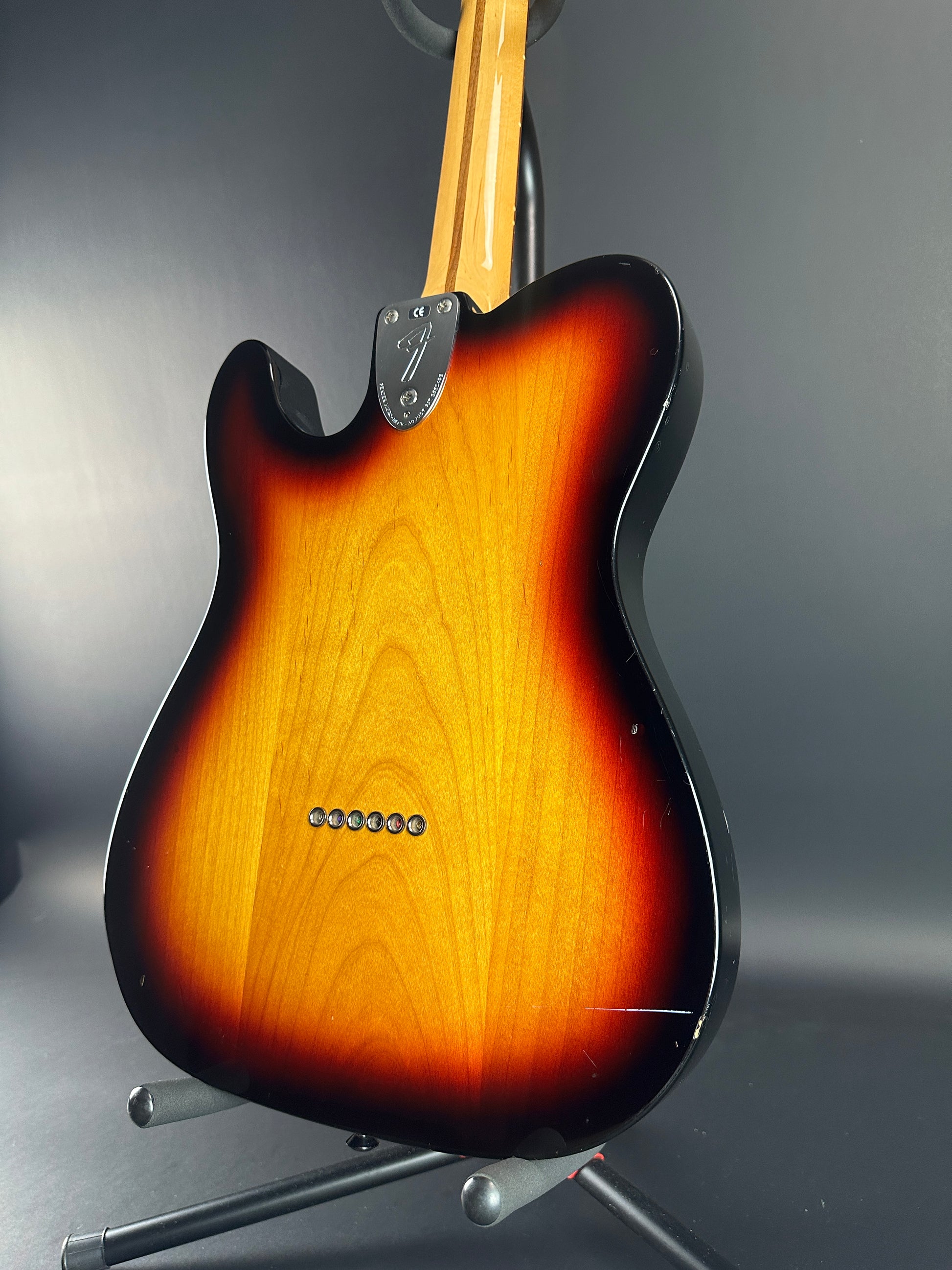 Back angle of Used Fender Classic Series '72 Telecaster Custom 3-Color Sunburst.