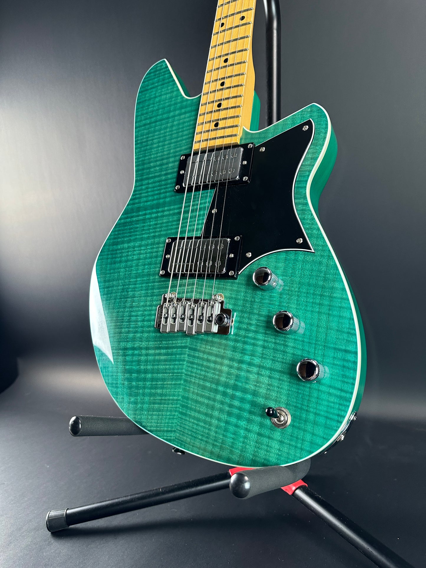 Front angle of Used Reverend Kingbolt RA Trans Blue.