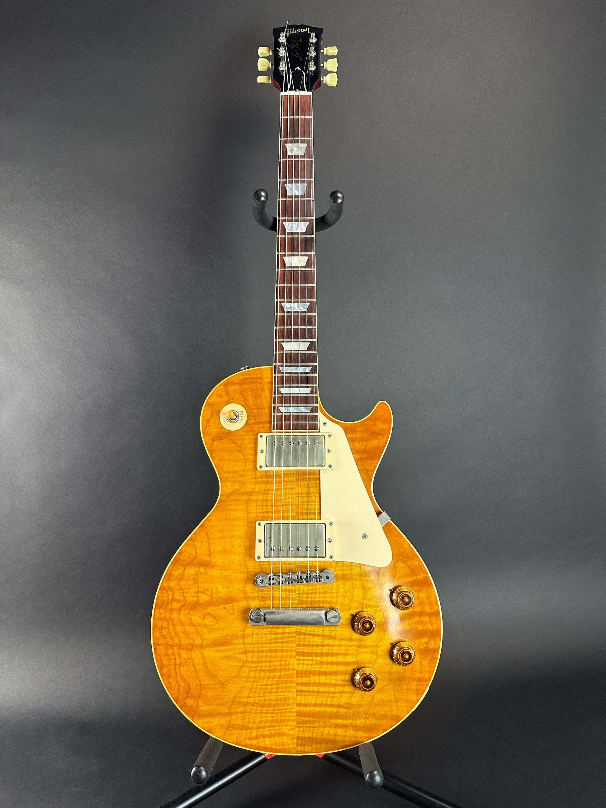 Full front of Used 2002 Gibson Custom Shop 1958 Reissue Les Paul Lemonburst.