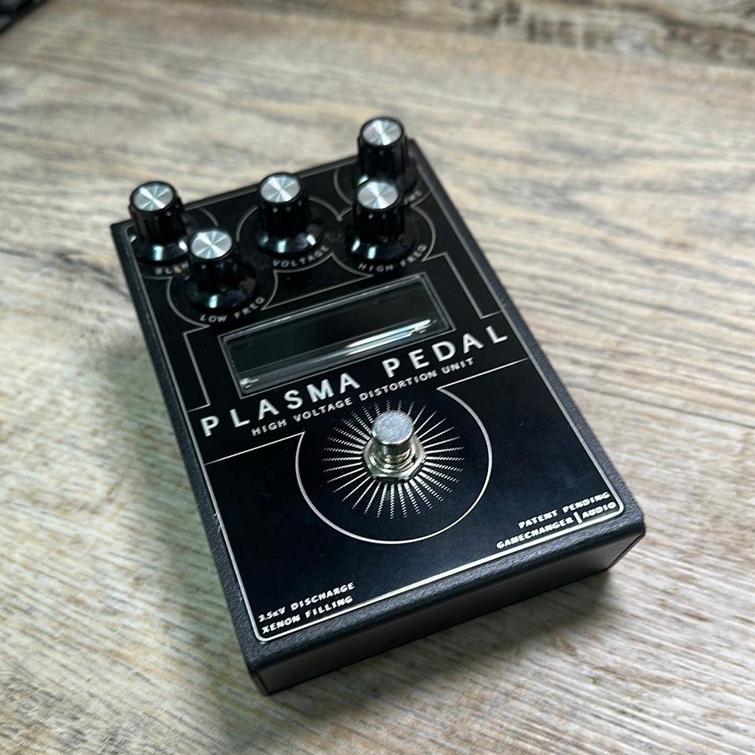 Top of Used Gamechanger Audio Plasma Pedal.