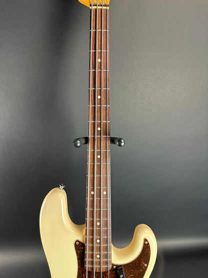 Fretboard of Used Fender CIJ PB-64 Precision Bass Olympic White.