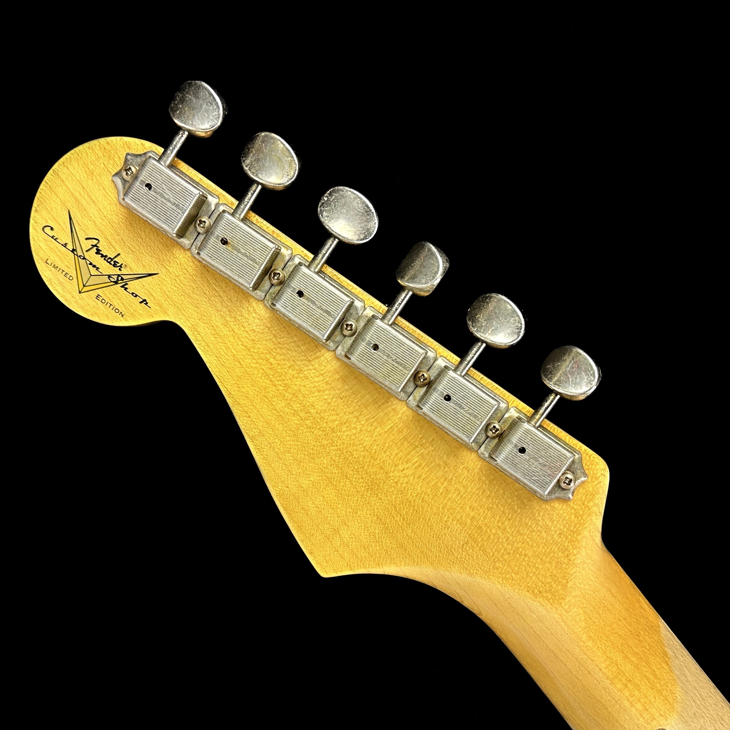 Fender Custom Shop Limited Edition 56 Strat Journeyman Relic Faded Aged 2  Color Sunburst w/case
