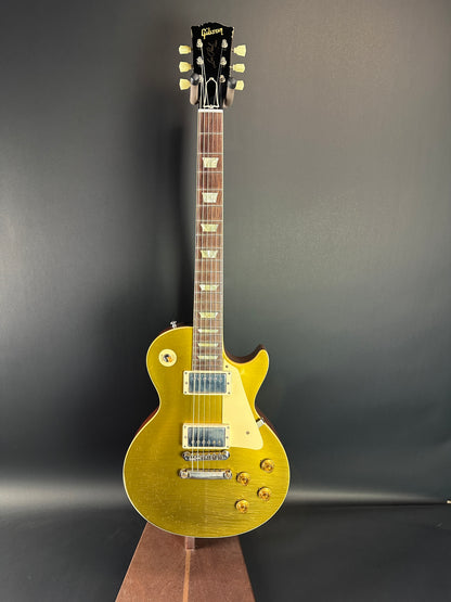 Full front of Used Gibson Murphy Lab Light Aged Double Gold 1957 Les Paul Goldtop Dark Back.