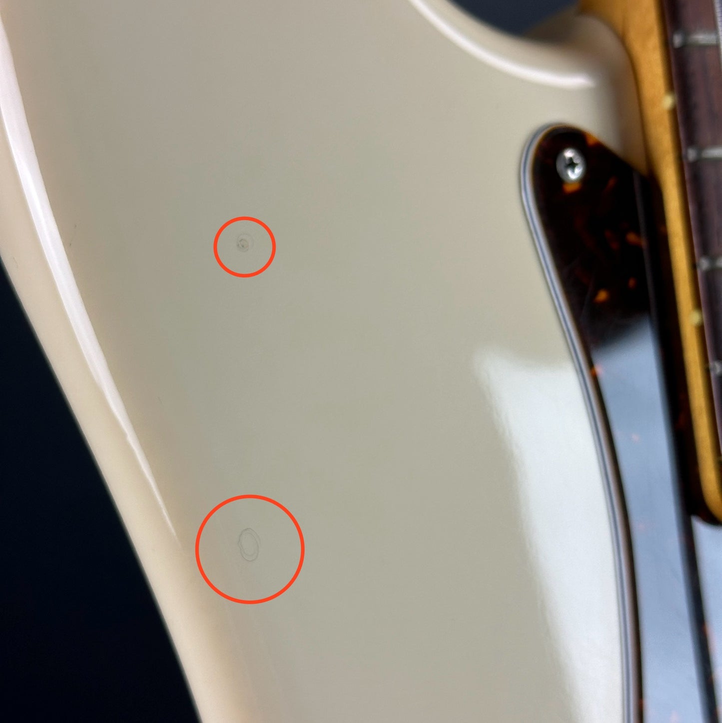 Dings on body of Used Fender CIJ PB-64 Precision Bass Olympic White.