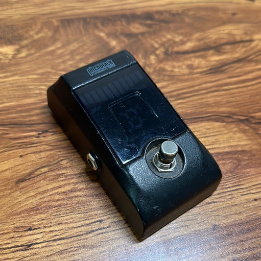 Top angle of Used Korg Pitchblack Chromatic Tuner TSU16066.