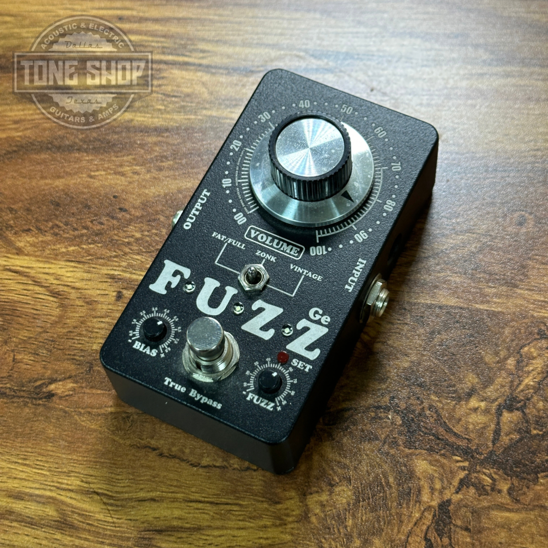 Top of Used King Tone Mini Fuzz.