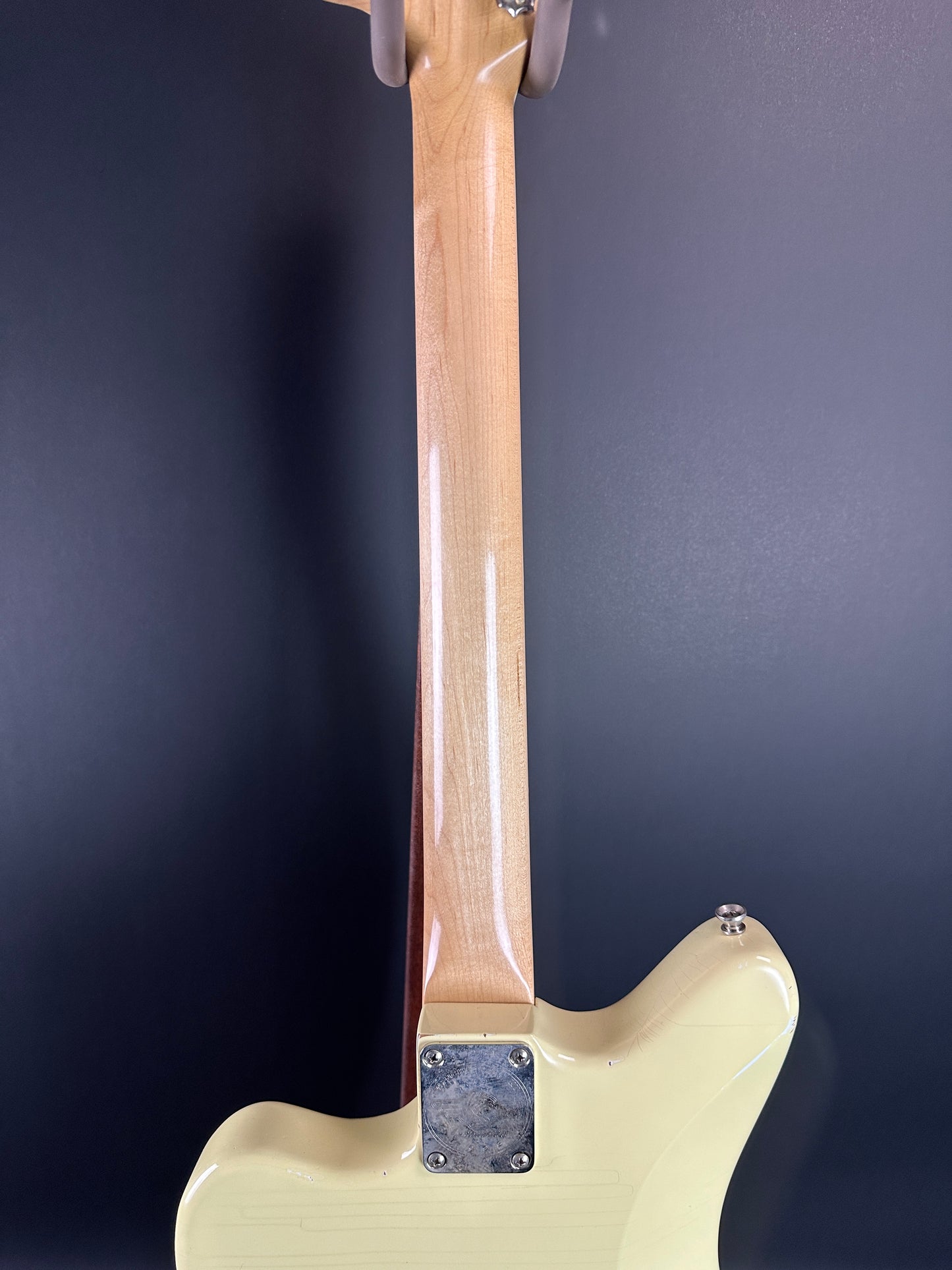 Back of neck of Used RS Guitarworks Surfmaster 6-Speed White.