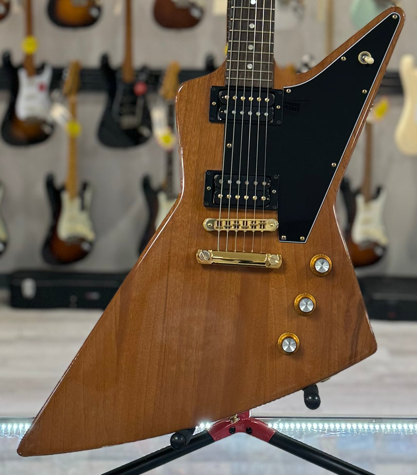 Front of Used 2005 Gibson Explorer Natural w/case