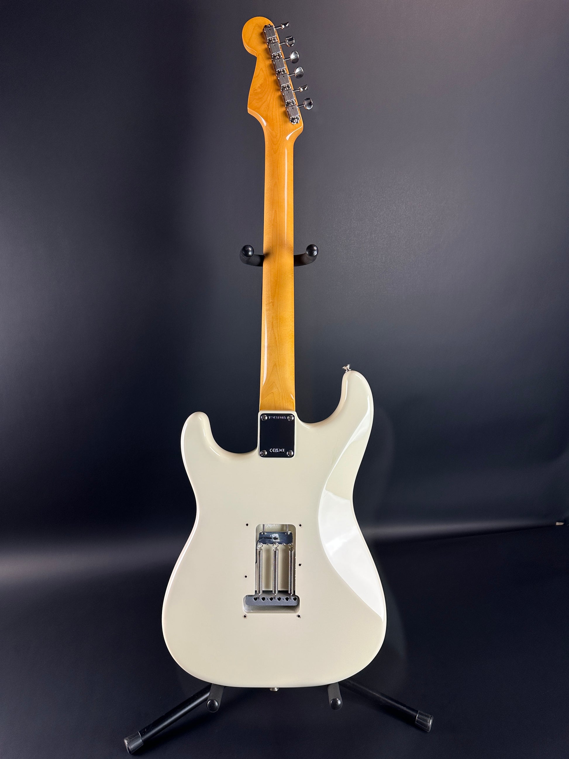 Full back of Used Fender American Vintage II Strat '61 Olympic White.