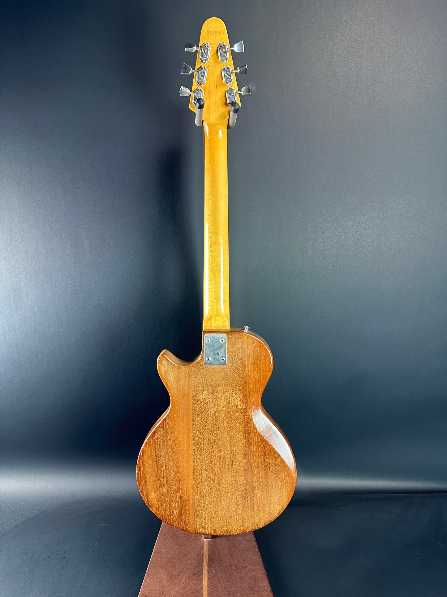 Full back of Vintage 1978 Gibson Marauder Natural.