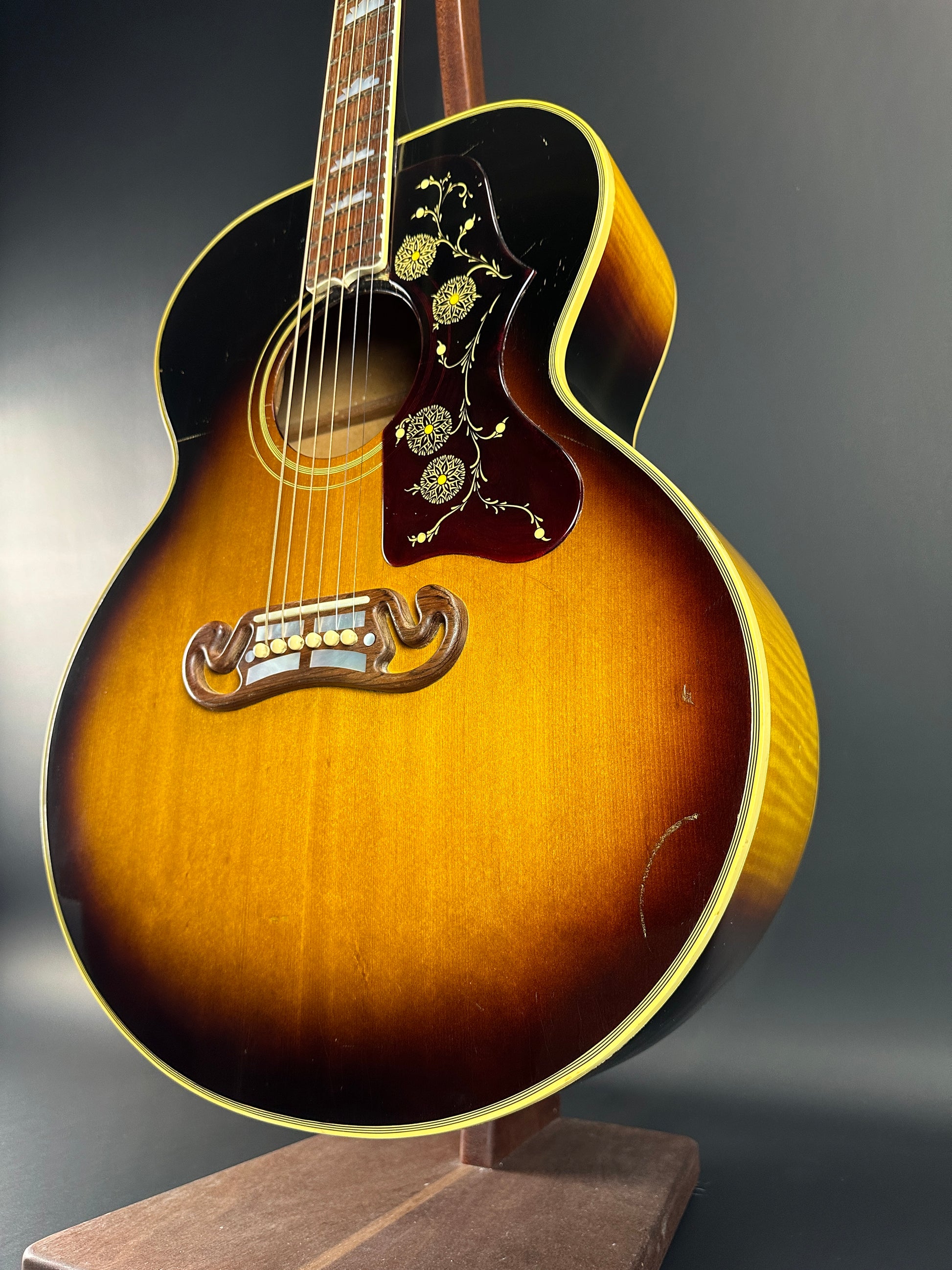 Front angle of Vintage 1954 Gibson SJ-200 Sunburst.