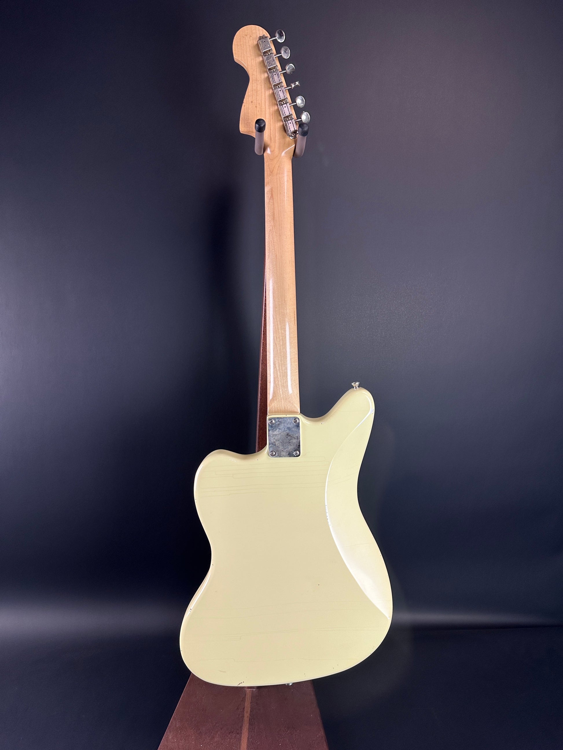 Full back of Used RS Guitarworks Surfmaster 6-Speed White.