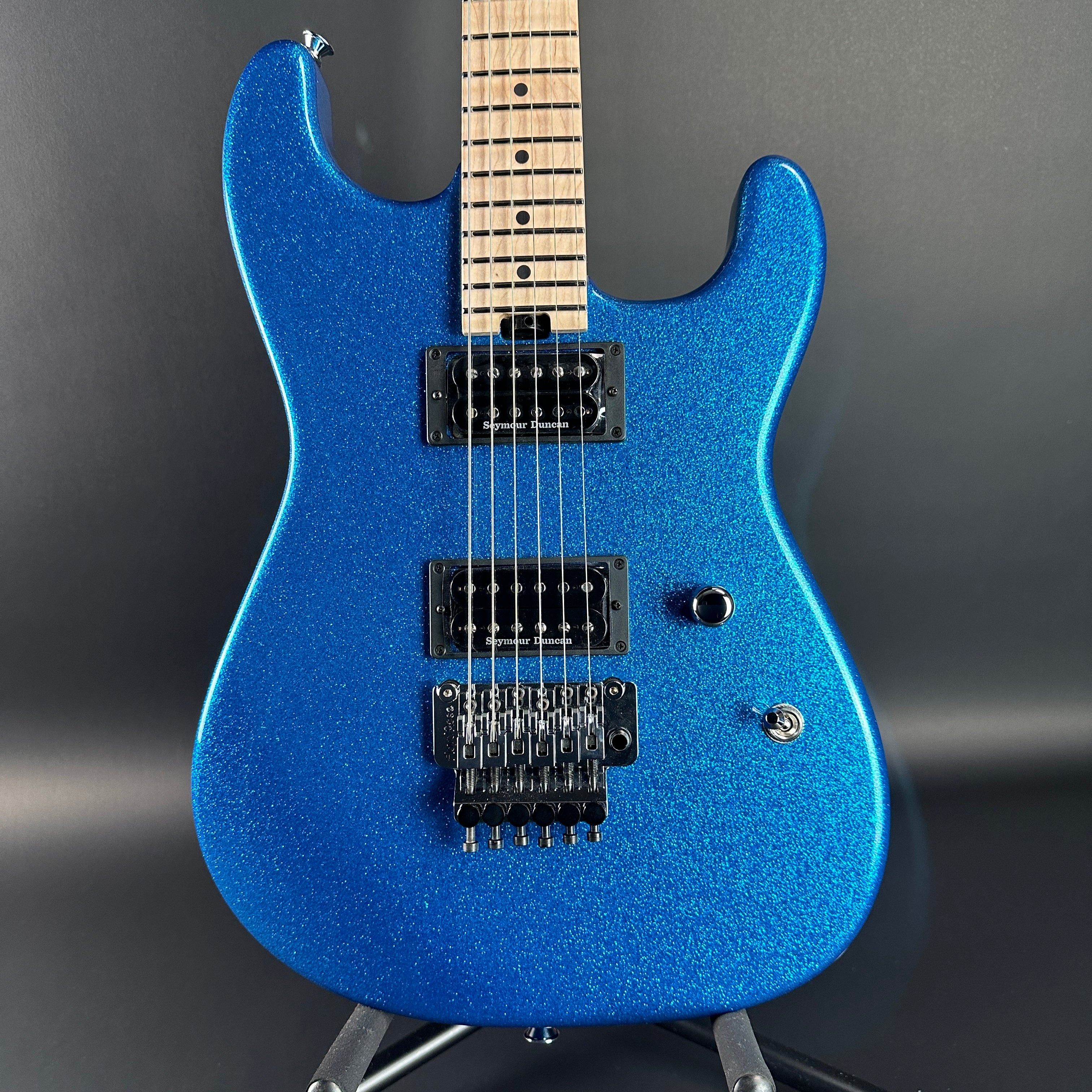 Charvel Custom Shop San Dimas 2H FR Blue Sparkle w/case