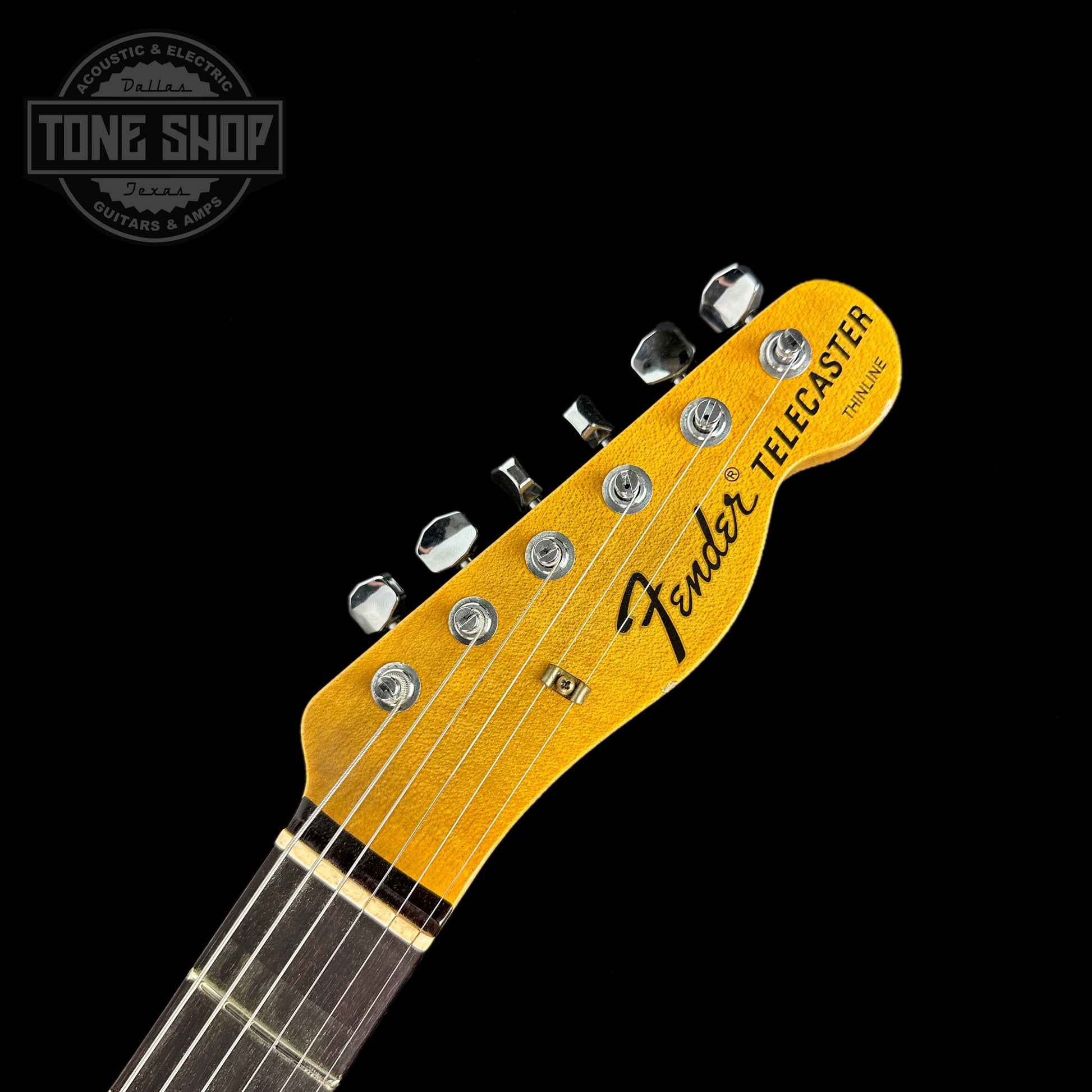 Front of headstock of Fender Custom Shop Limited Edition 'Bobbed" Tele Thinline Relic Aged White Blonde.