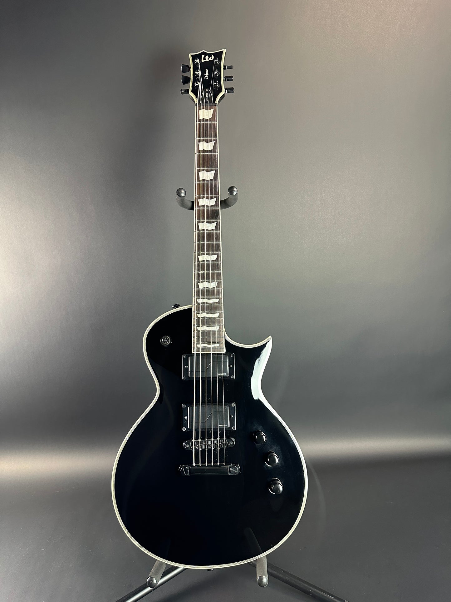 Full front of Used ESP DLX EC1000 Black.