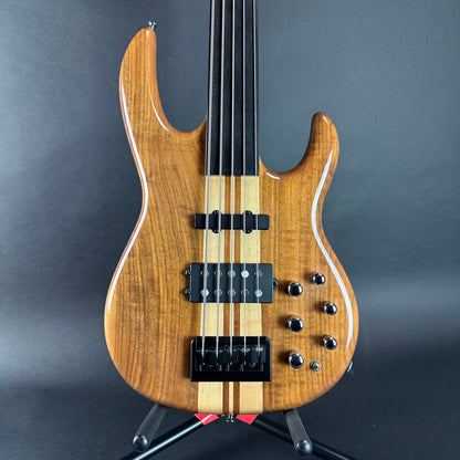 Front of Used Carvin LB75 Five String Fretless.