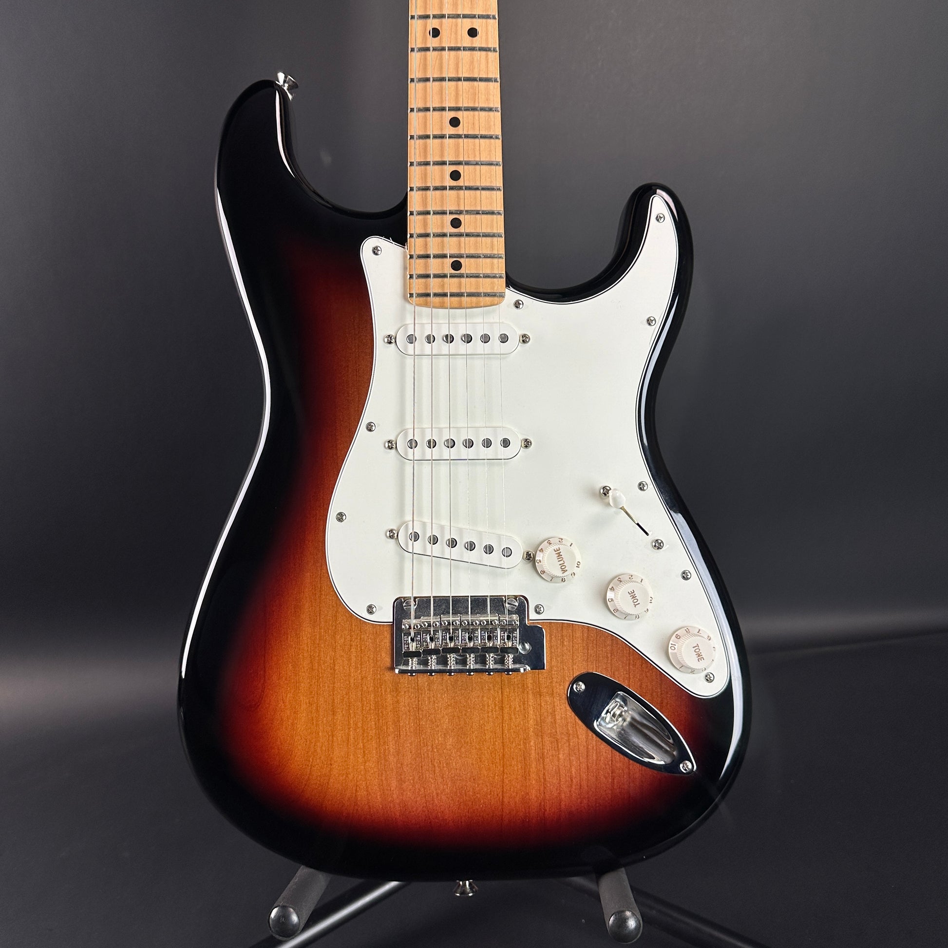 Front of Used Fender Player Strat 3 Color Sunburst.