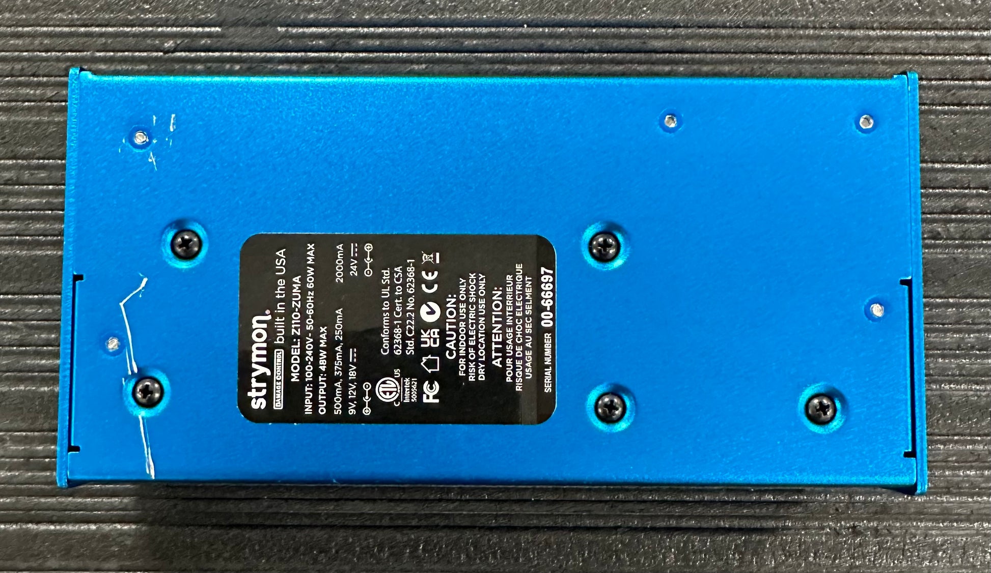 Bottom of Used Strymon Zuma High Current DC Power Supply w/ Mounting Kit w/box TSS4276