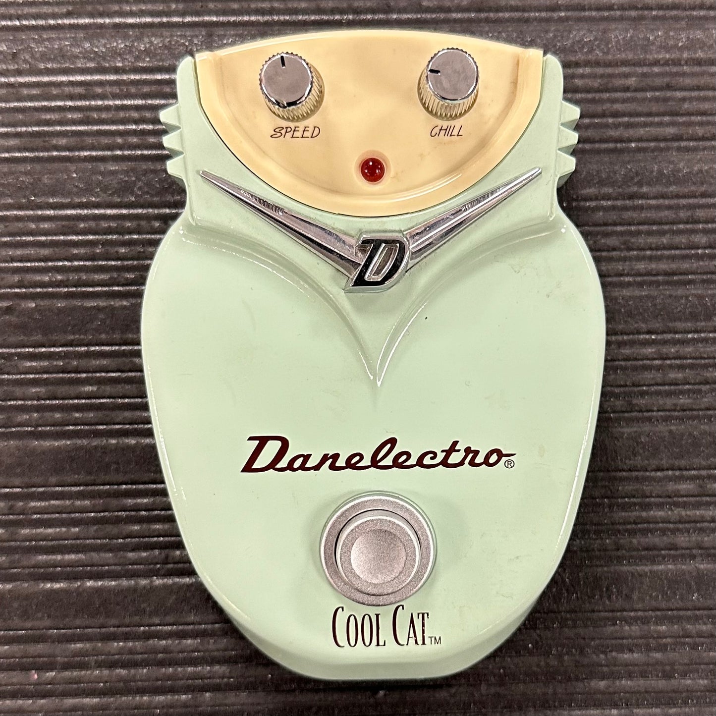 Top of Used Danelectro Cool Cat Chorus TSS4328