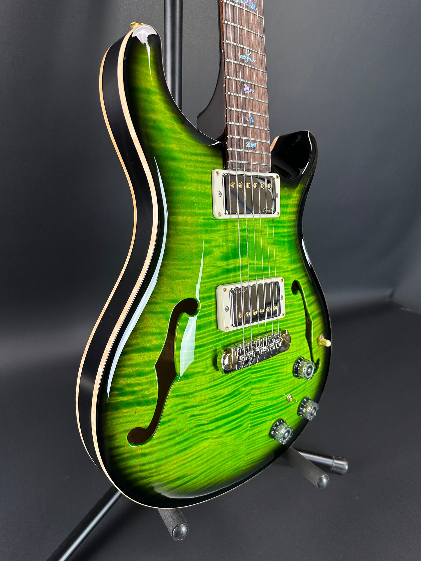 Front angle of PRS Wood Library Hollowbody II Piezo 10-top Eriza Verde Smokeburst.