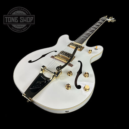 Front angle of Used Guild SF-V White.