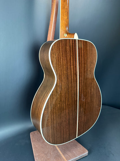 Back angle of Used Martin J-40 Natural.