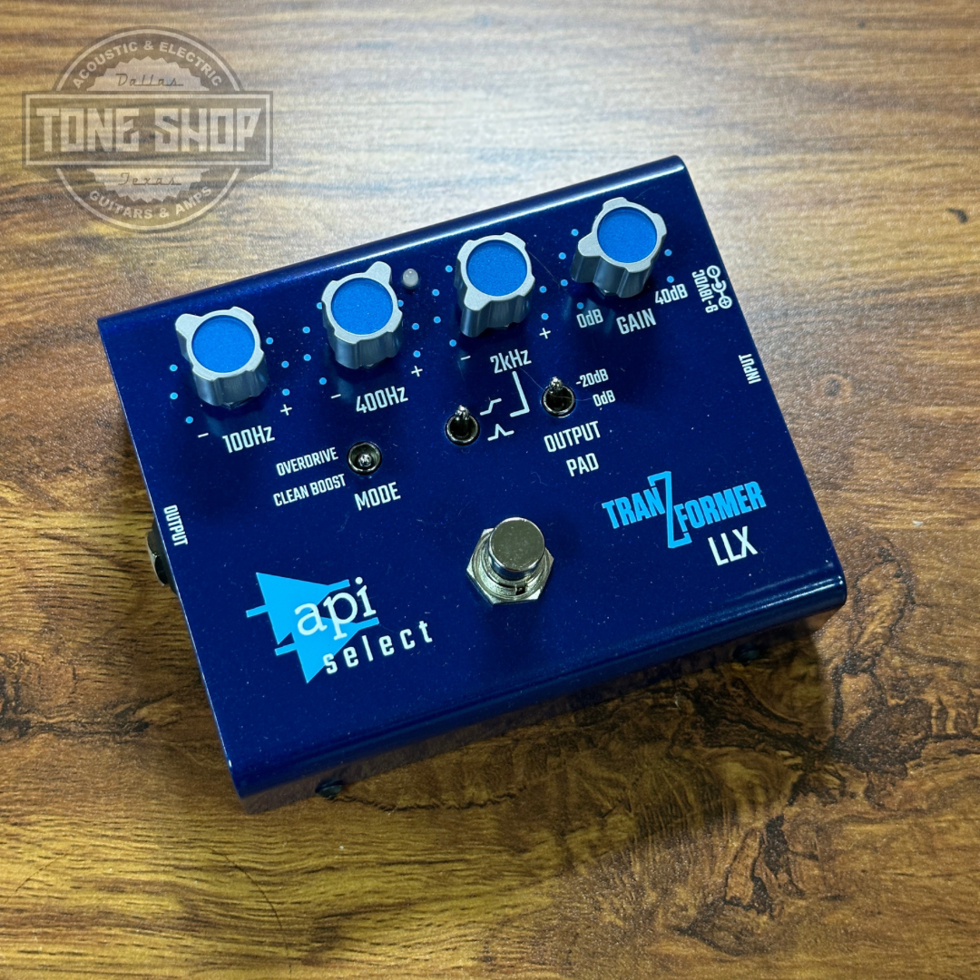 Top of Used API TranZformer LLX Bass Preamp.