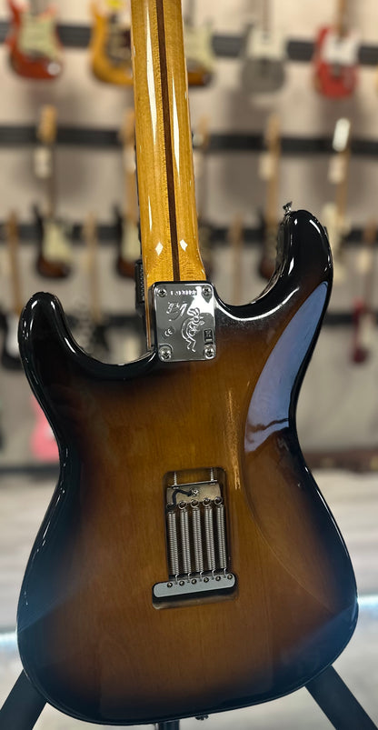 Back of Used 2008 Fender Eric Johnson Stratocaster 2 Tone Sunburst w/Leather Levys Bag TSS4098
