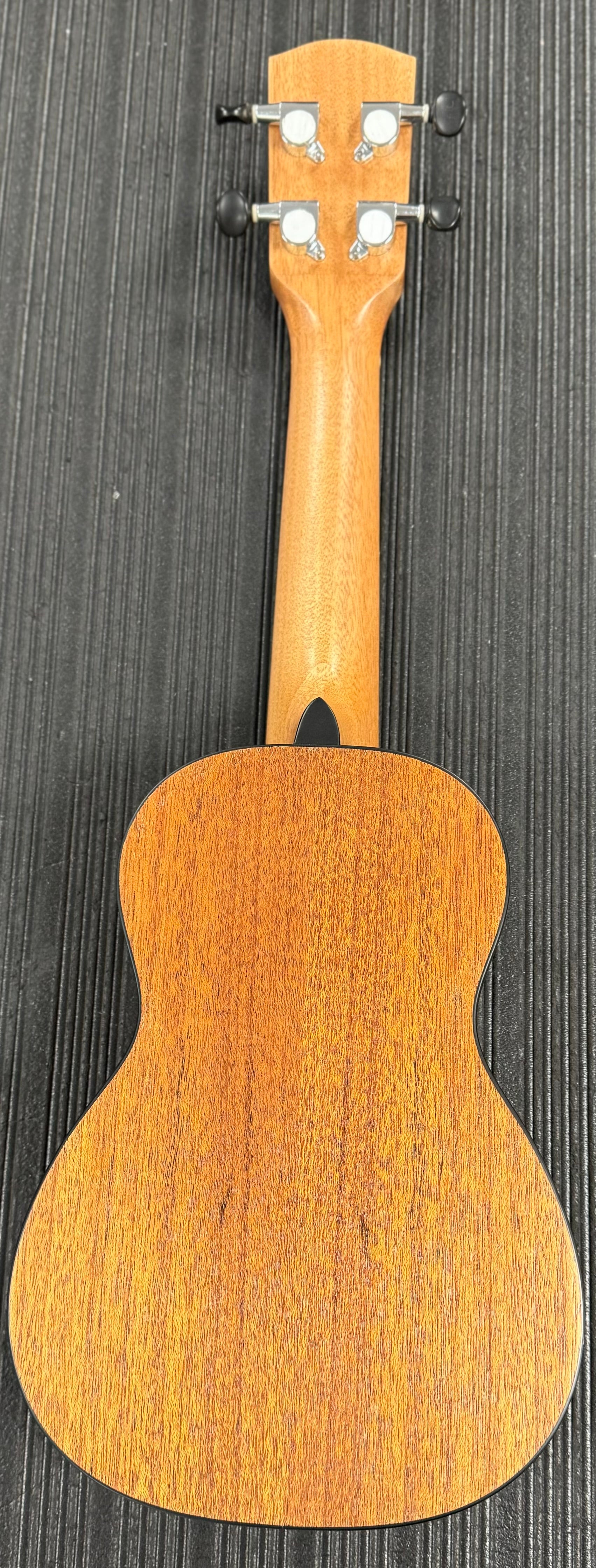 Full back of Used Alvarez RU26S Ukulele w/bag