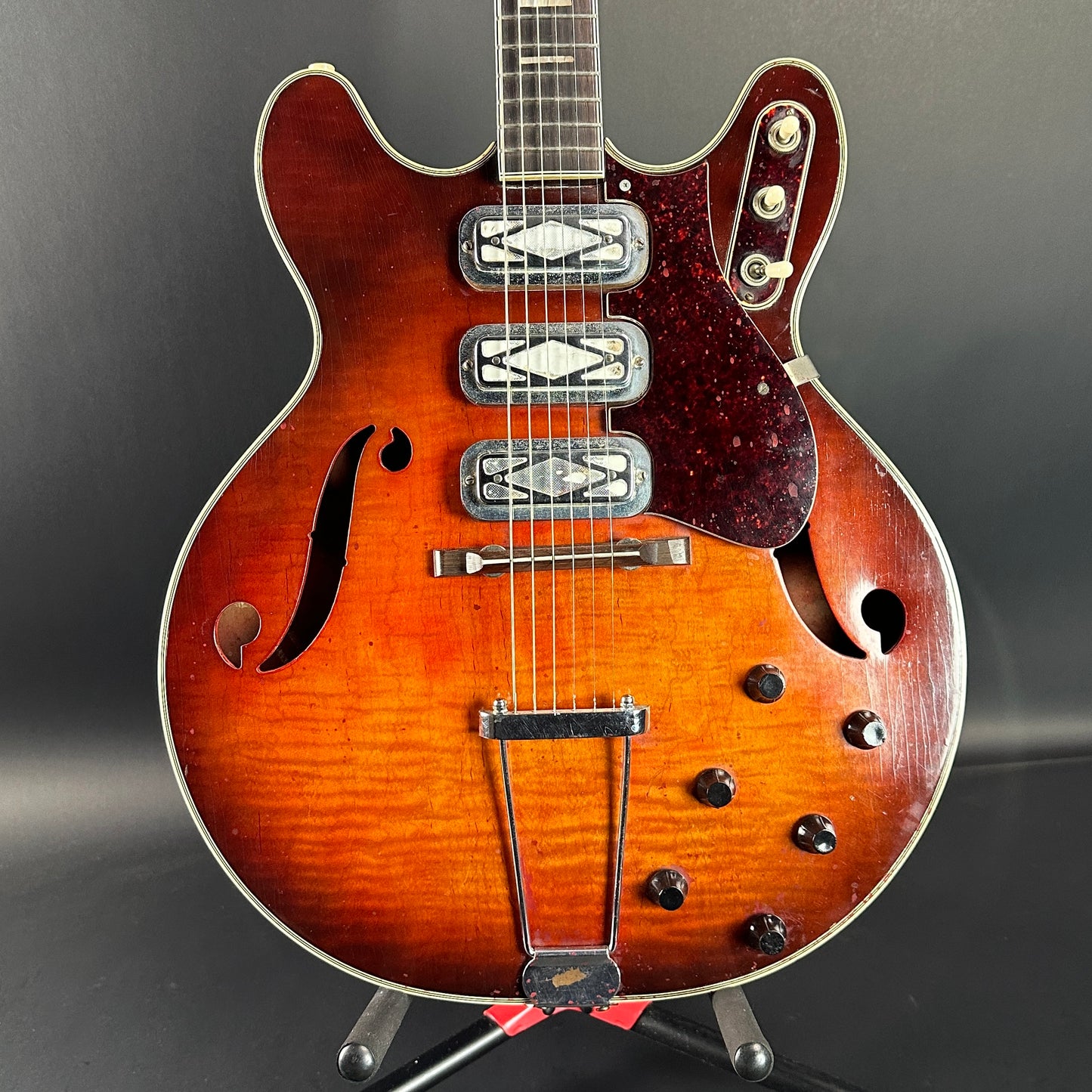 Front of Vintage Silvertone 1454 Doublecut Redburst.