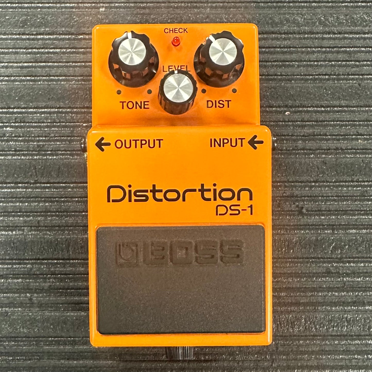 Top of Used Boss DS-1 Distortion w/box TSS4210