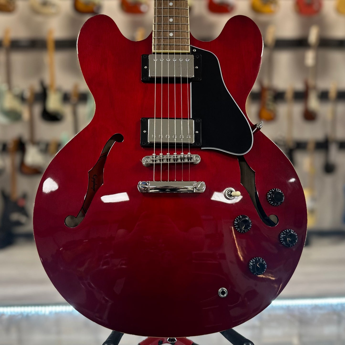 Front of Used Epiphone ES-335 Cherry  TSS4432