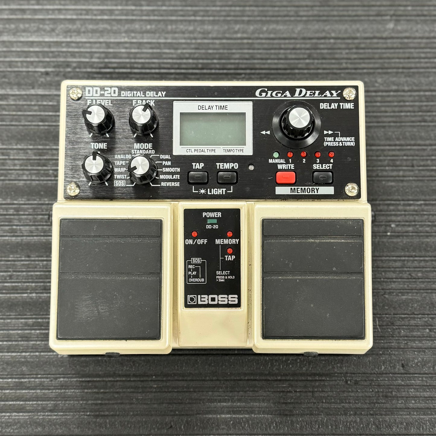 Top of Used Boss DD-20 Giga Delay