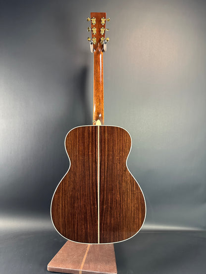 Full back of Used Martin J-40 Natural.