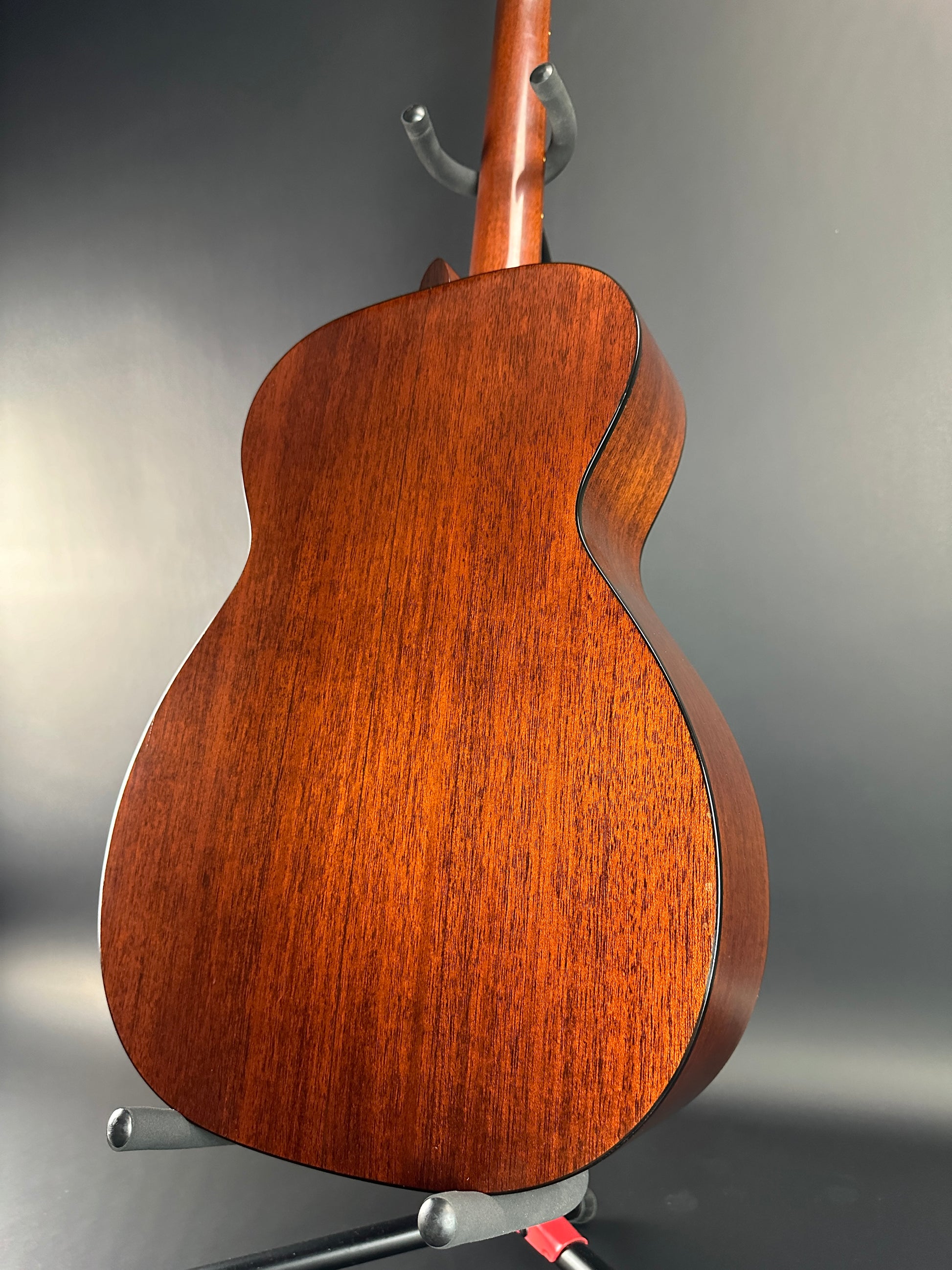 Back angle of Vintage 1971 Martin 0-18.