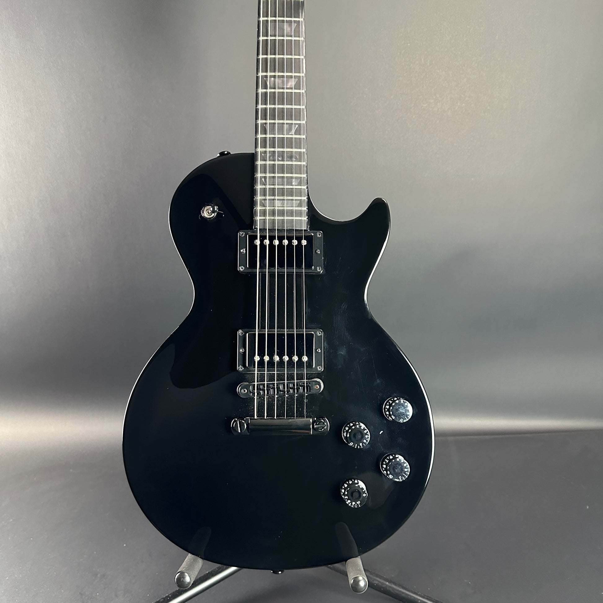 Front of Used Gibson Les Paul Studio Dark Ebony.