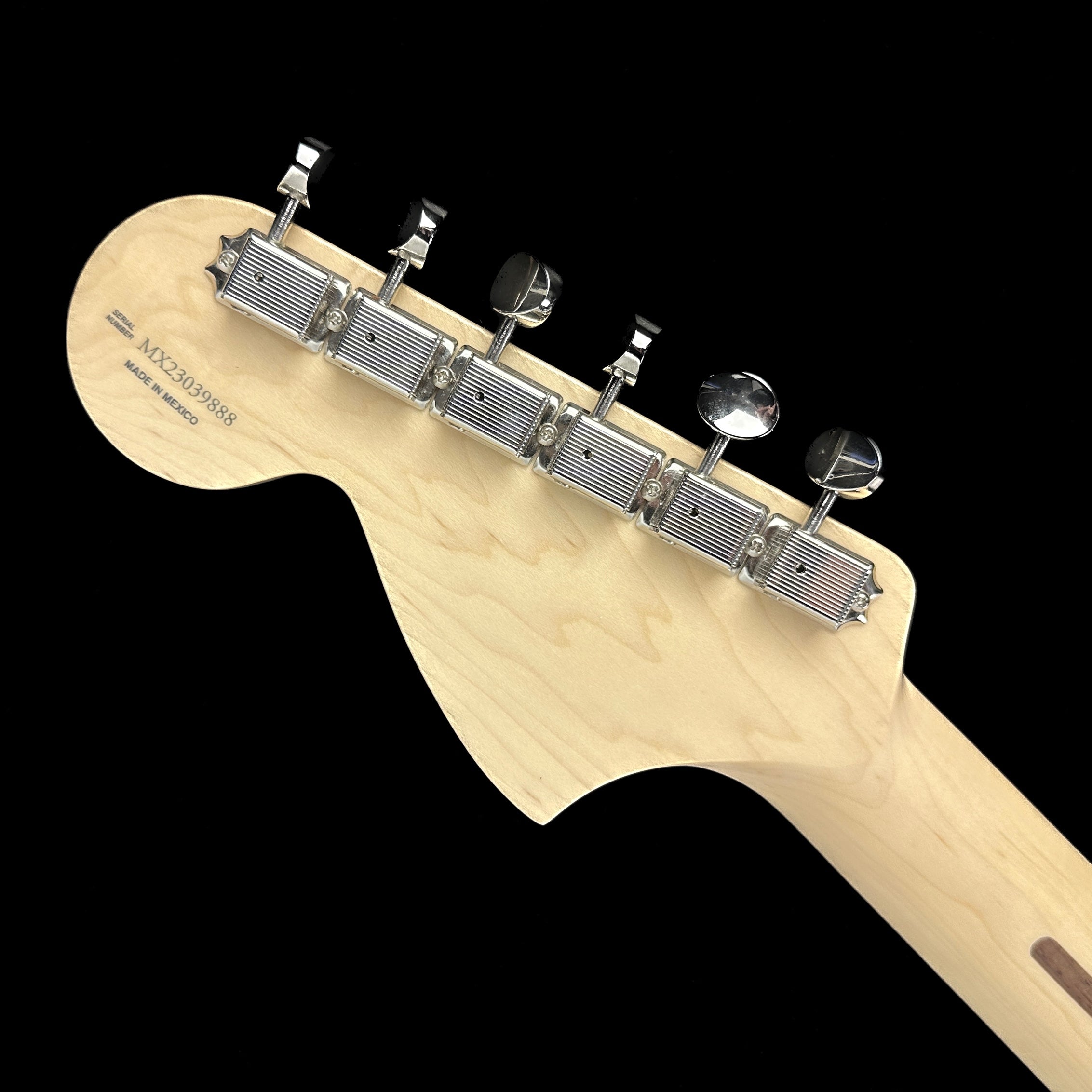 Used Fender Limited Edition Tom Delonge Stratocaster Daphne Blue w/bag  TSU15740