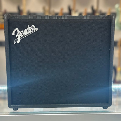 Front of Used Fender Mustang LT25 Combo TSS4356