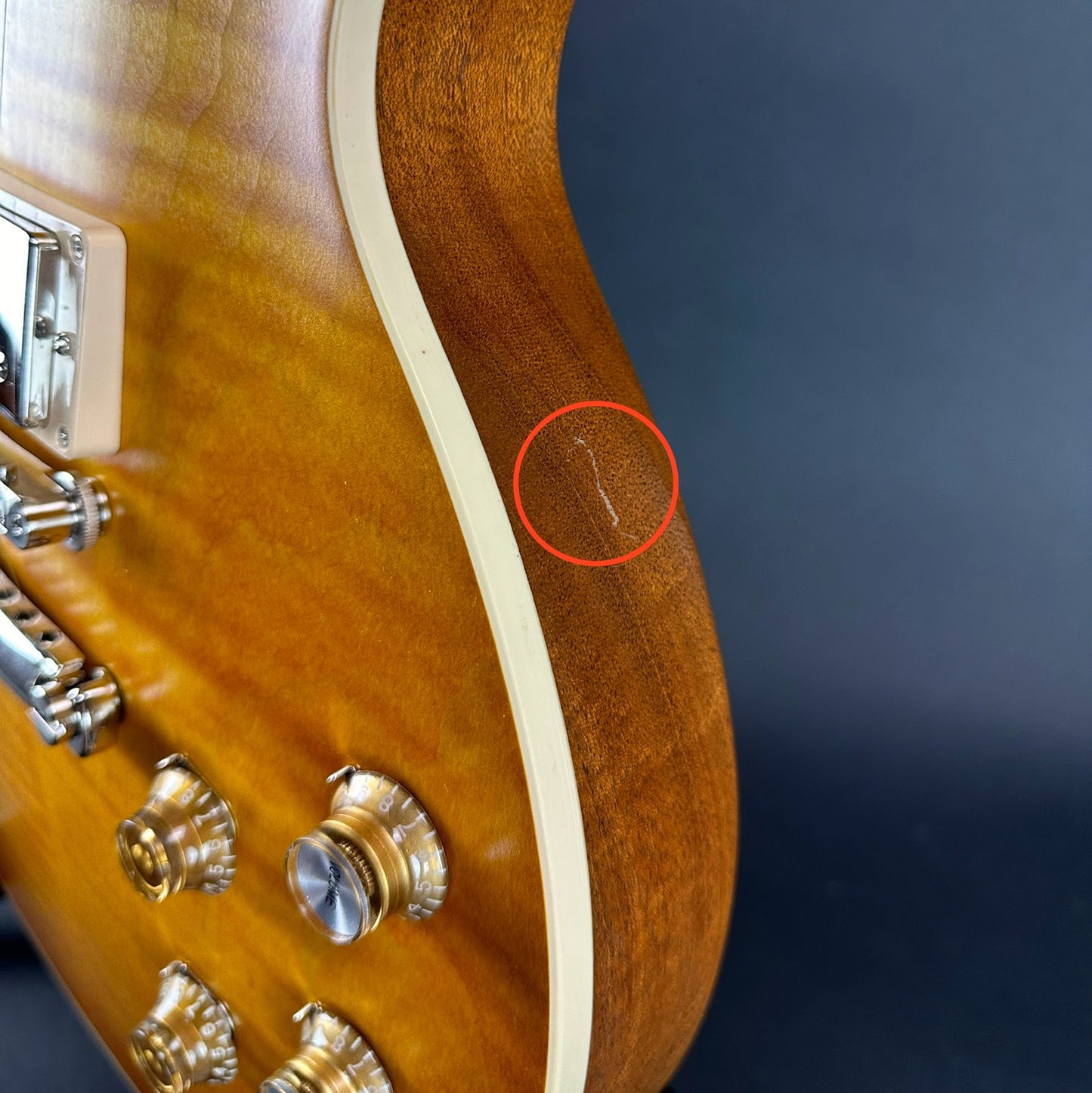 Scratch on side of Used Gibson Kirk Hammett Greeny Les Paul Standard.