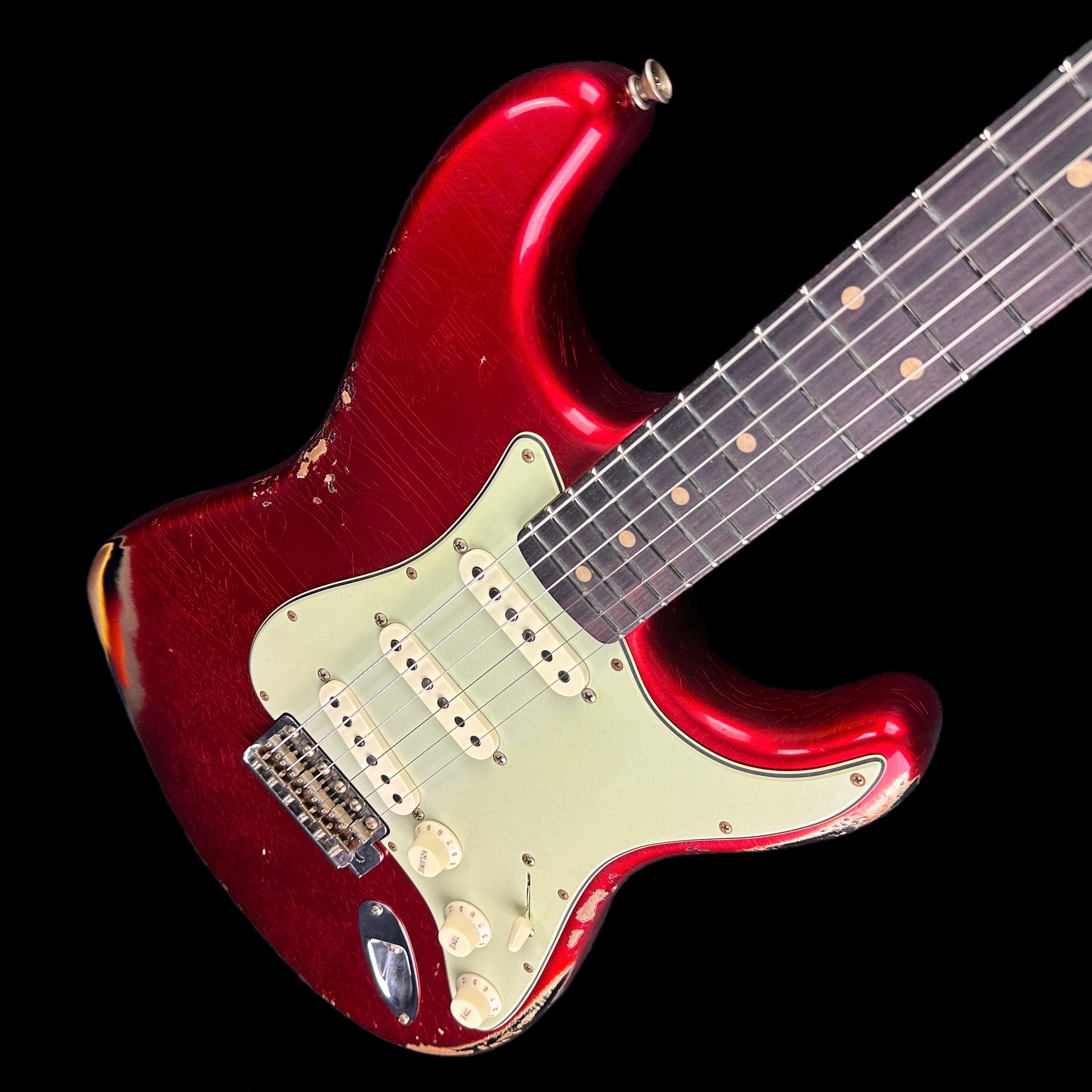 Fender Custom Shop Limited Edition '62 Strat Heavy Relic Aged Candy Apple  Red Over 3 Color Sunburst w/case