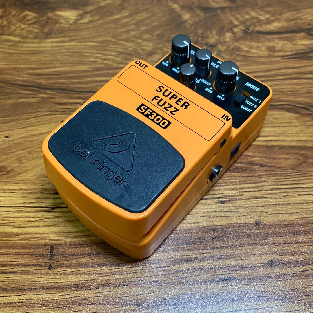 Top angle of Used Behringer SF300 Super Fuzz TSU15933.