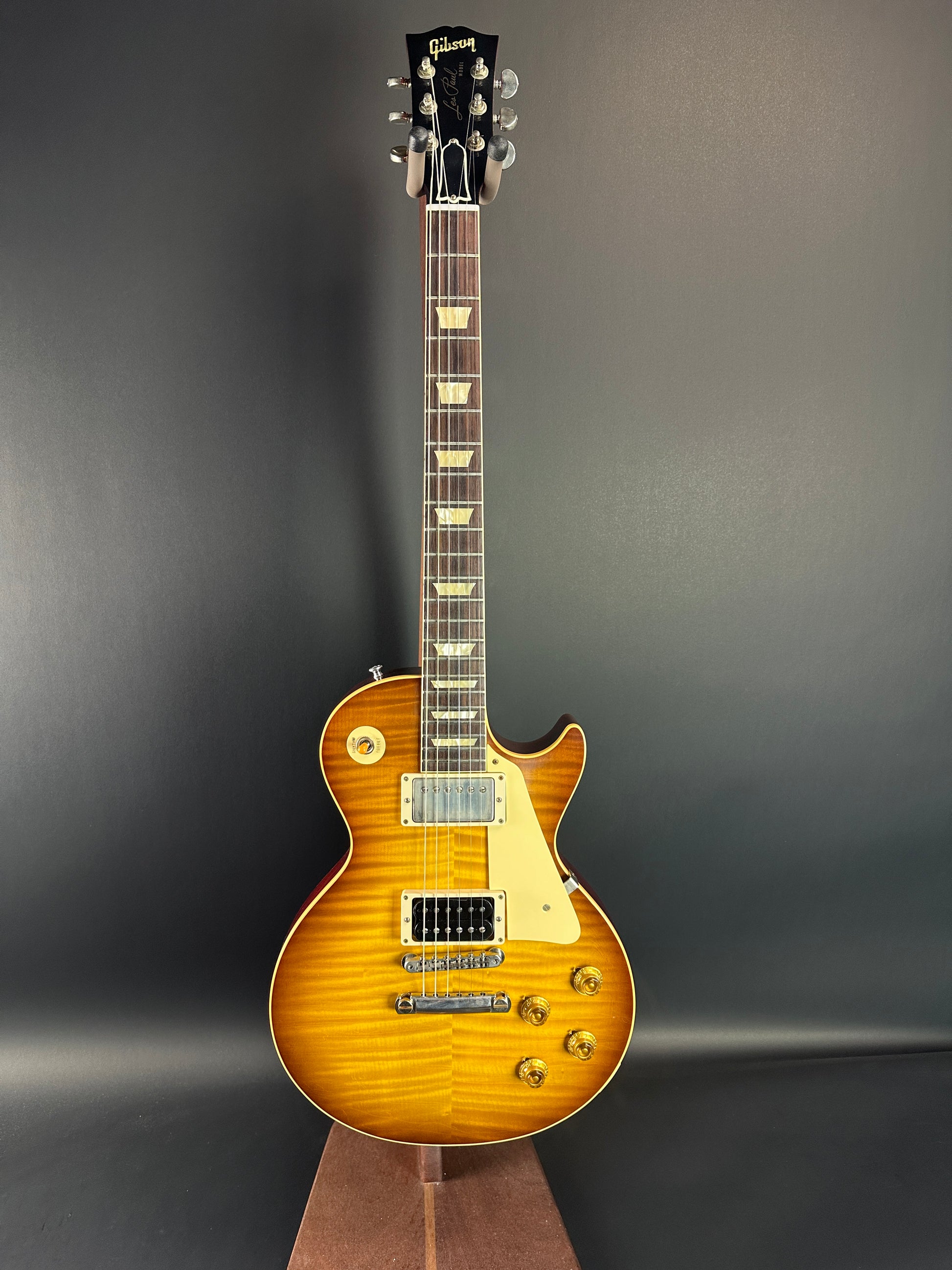 Full front of Used Gibson Custom Shop M2M 1959 Les Paul Standard Reissue Chambered Golden Poppy Ultra Light Murphy Aged.