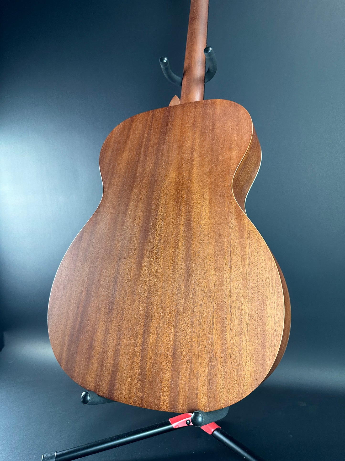 Back angle of Used Martin 000-17 Whiskey Sunset.